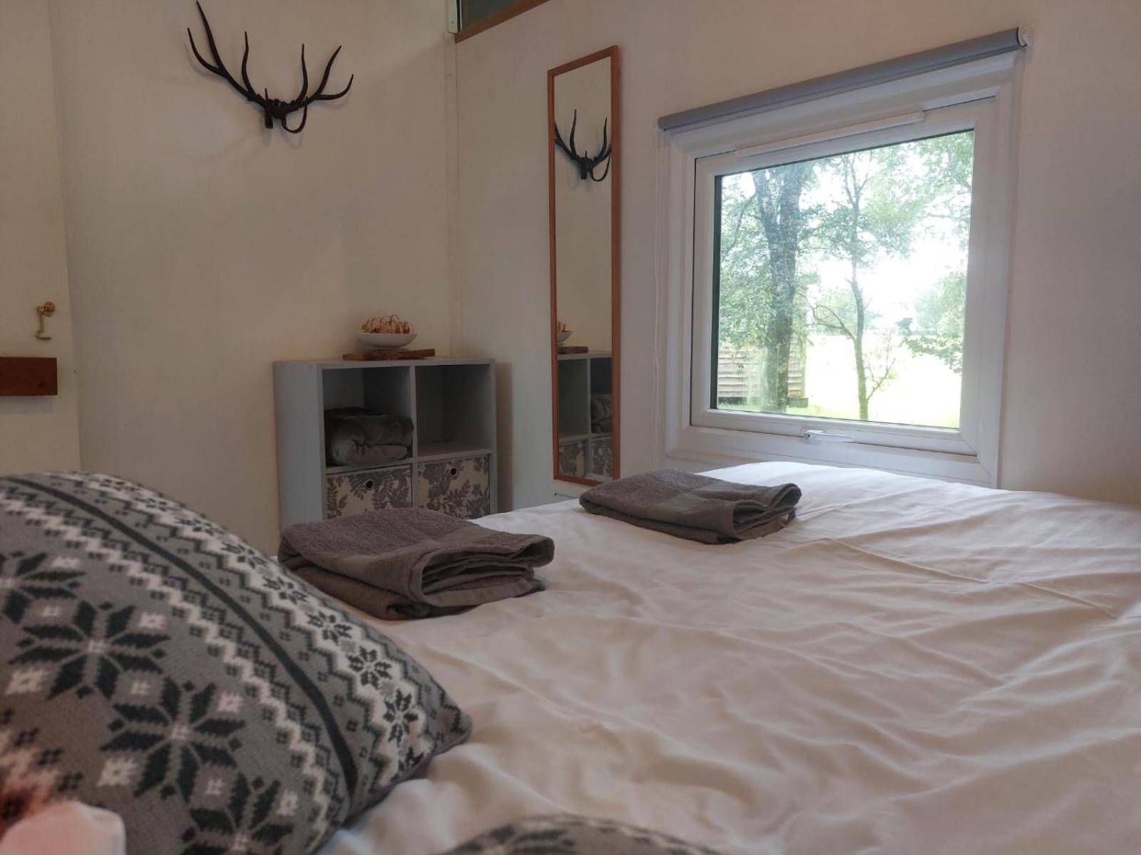 Loch Aweside Forest Cabins Dalavich 객실 사진