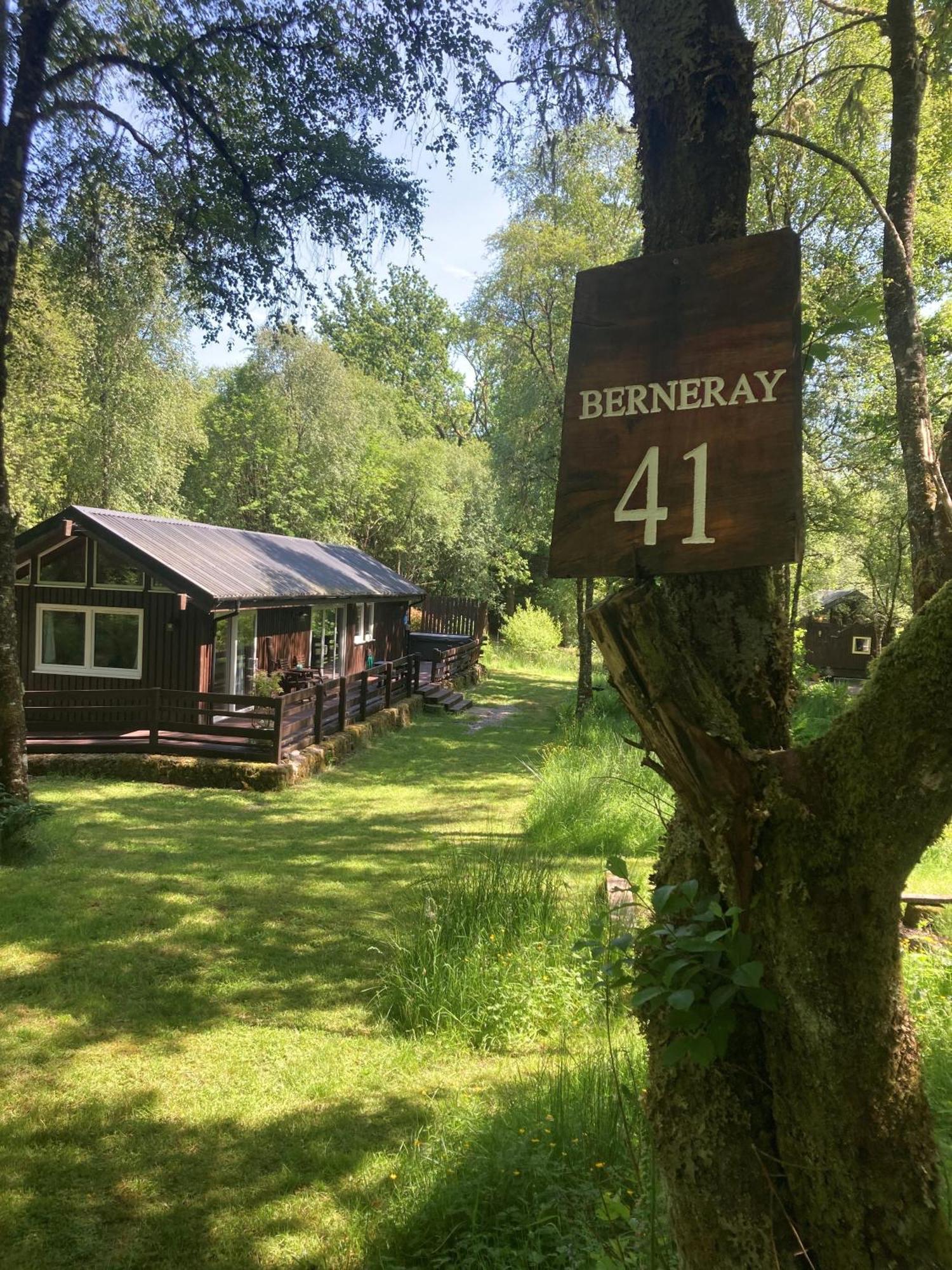 Loch Aweside Forest Cabins Dalavich 객실 사진